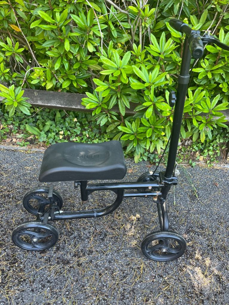 Black Knee Scooter / Walker – Good Condition