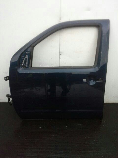 Nissan Navara Left Front Door N/S 2005-2015 Suv