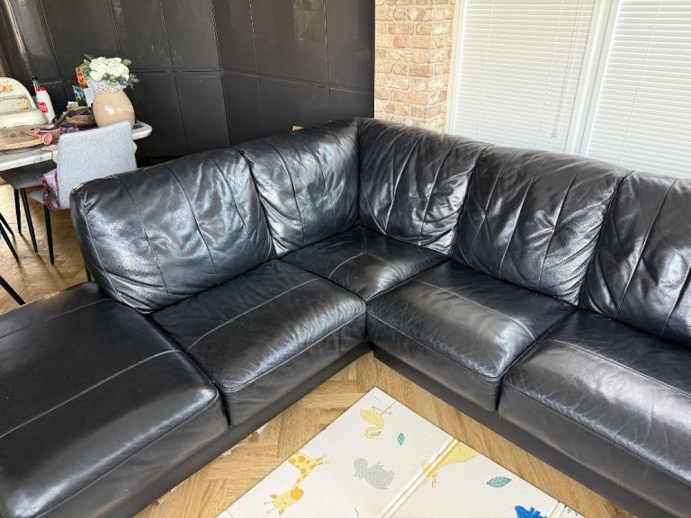 Black Faux Leather Corner Sofa 
