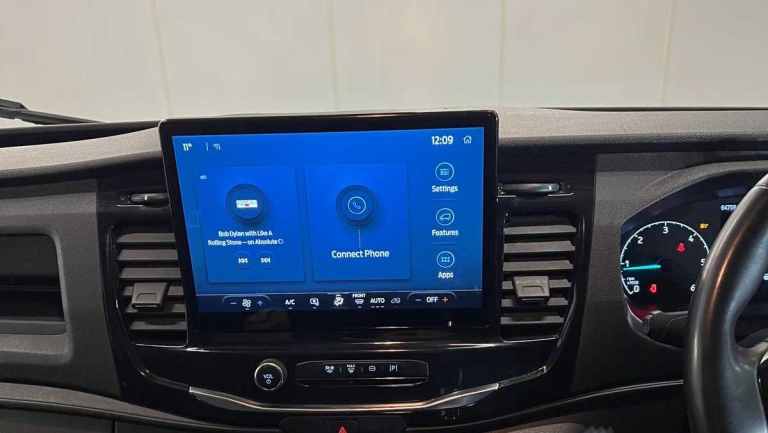  Ford Transit 2.0 EcoBlue Hybrid 130ps H2 Trend Van Medium Roof Van Diesel Manual