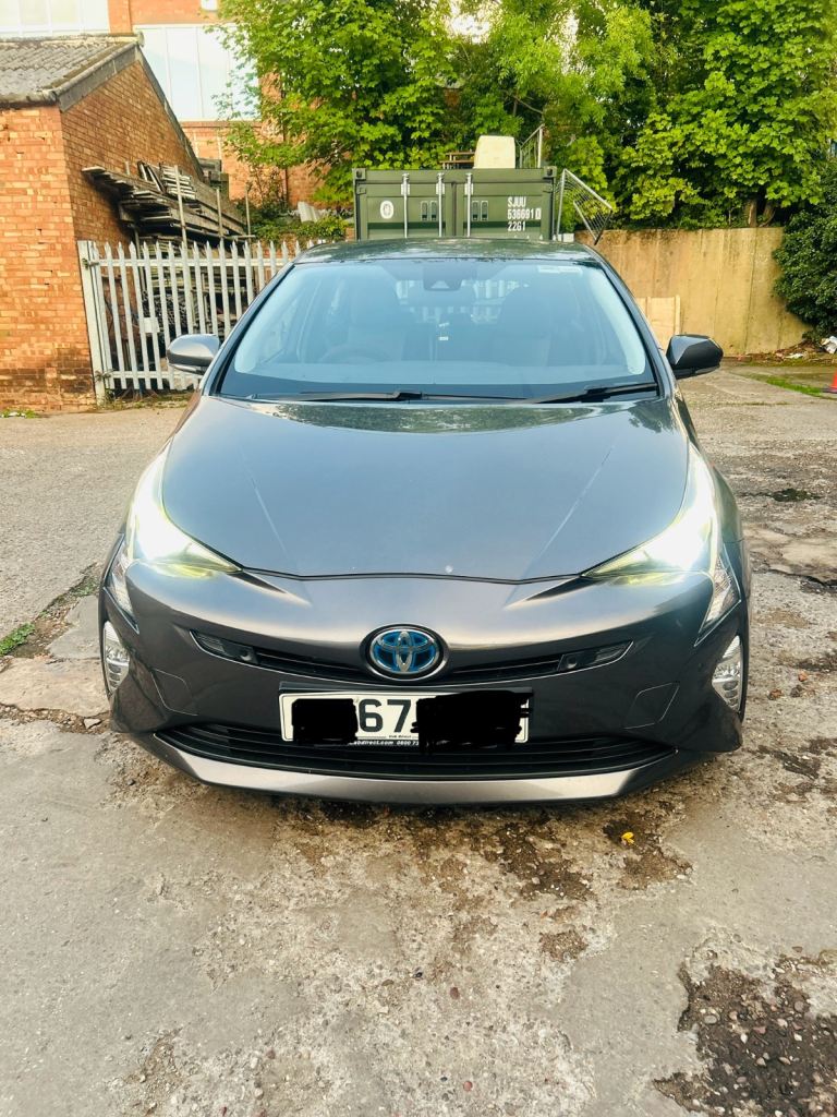 Toyota Prius 2017