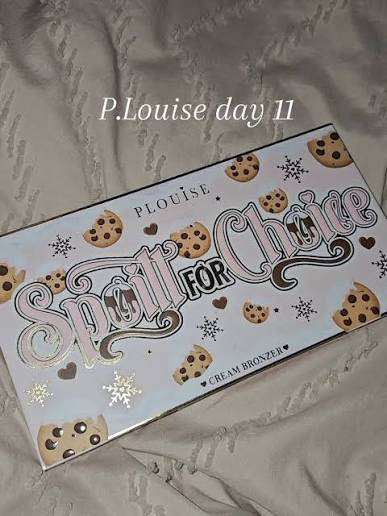 Cream bronzer pallet