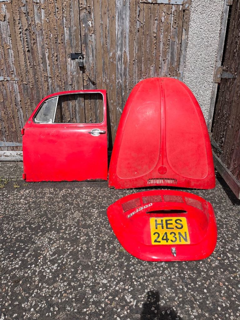 VW CLASSIC BEETLE 1975 BONNET, PASSENGER DOOR AND ENGINE LID