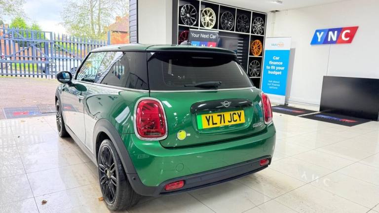 2021 MINI Electric Hatch Cooper SE 32.6kWh Level 2 Auto 3dr Hatchback ELECTRIC Automatic