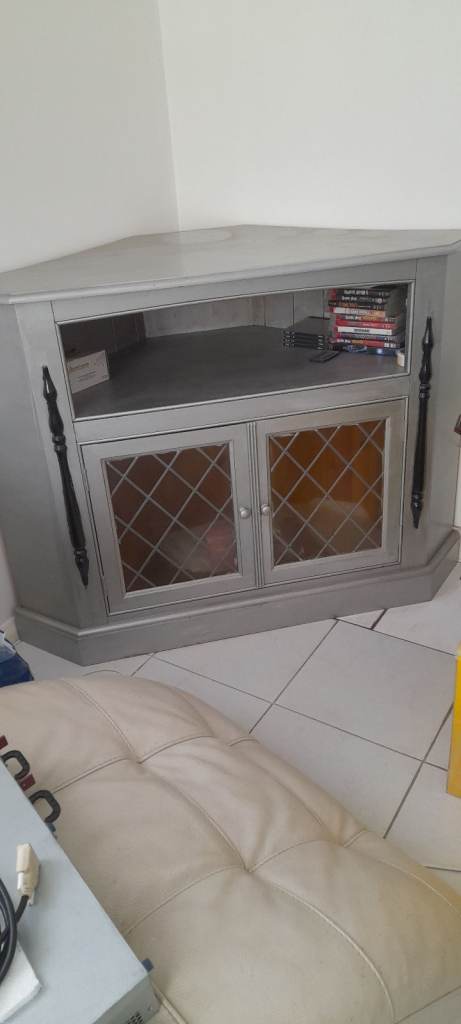 corner cabinet