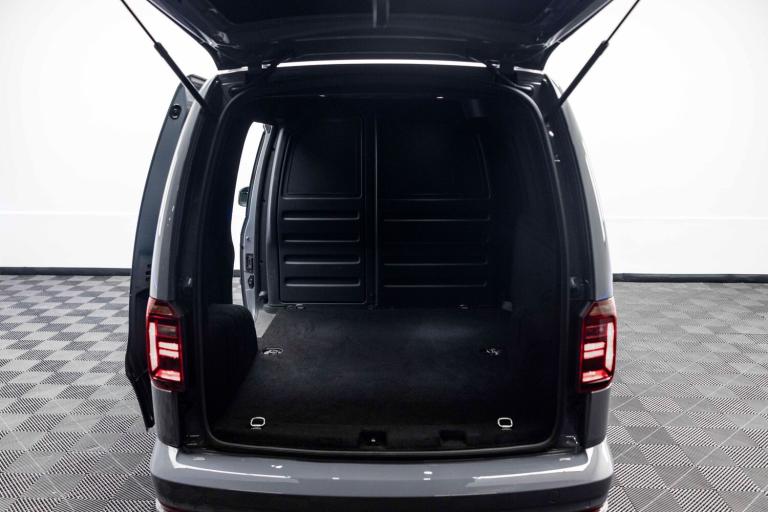 2019 Volkswagen Caddy 2.0 TDI BlueMotion Tech 150PS Highline Nav Van DSG PANEL VAN DIESEL Automatic