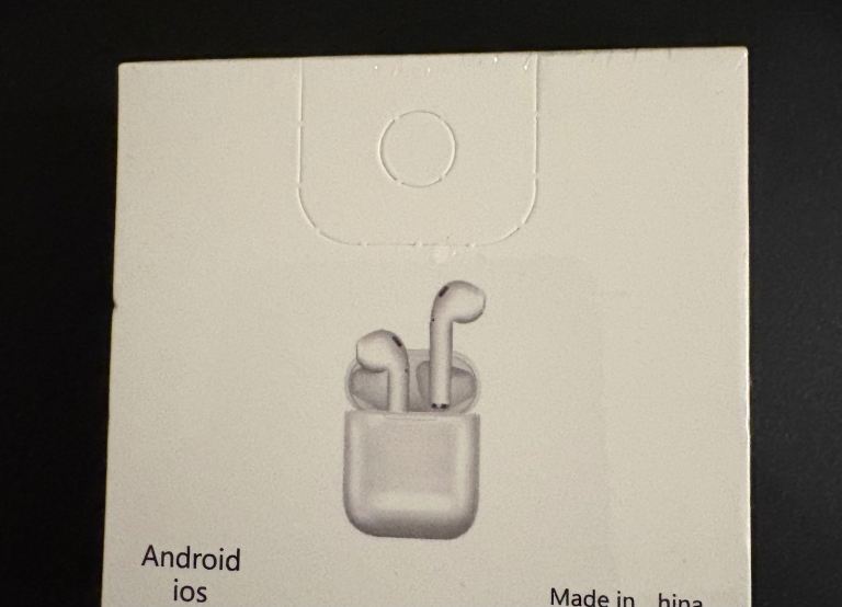 Wireless Earphones in Black