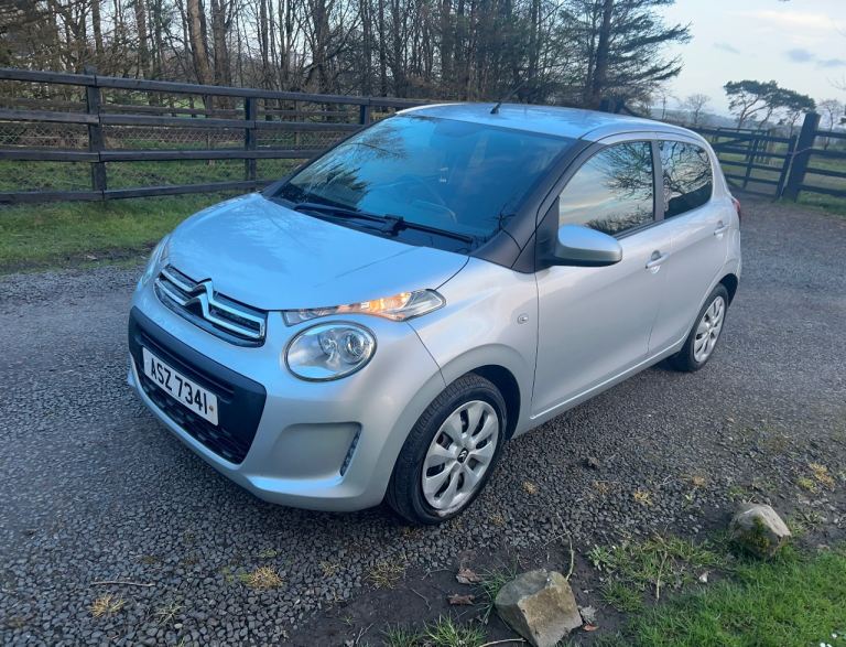Ideal 1st car FULL MOT Today Drives perfect No issues Nice car thruout