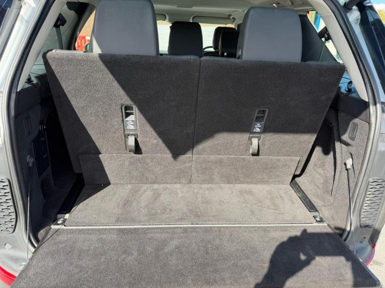 2017 Land Rover Discovery 2.0 SD4 SE 5dr Auto ESTATE DIESEL Automatic