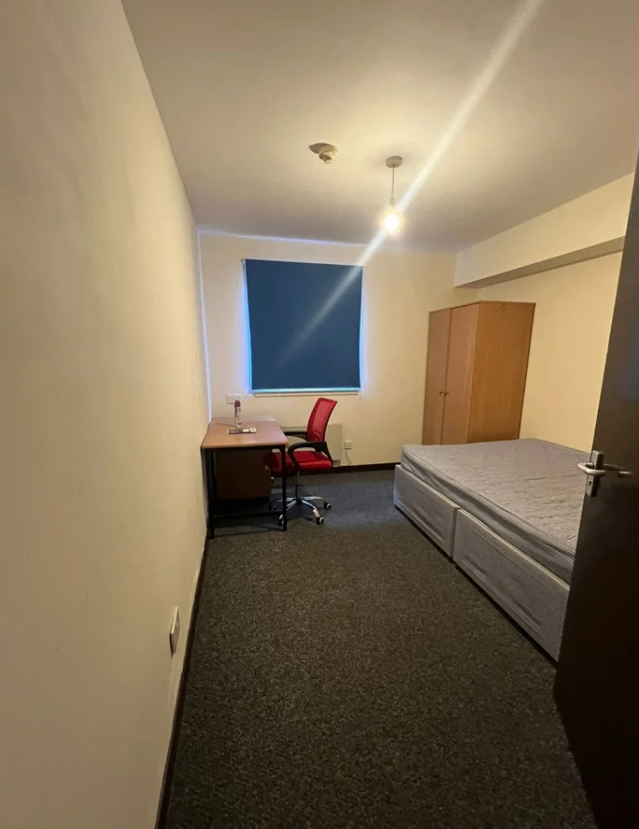 Double Room with Ensuite - nr Abertay & Dundee University