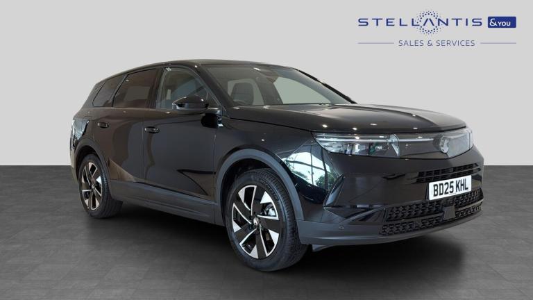 2025 Vauxhall Grandland 1.2 Ultimate SUV 5dr Petrol Hybrid e-DCT Euro 6 (s/s) (136 ps) SUV Hybrid...