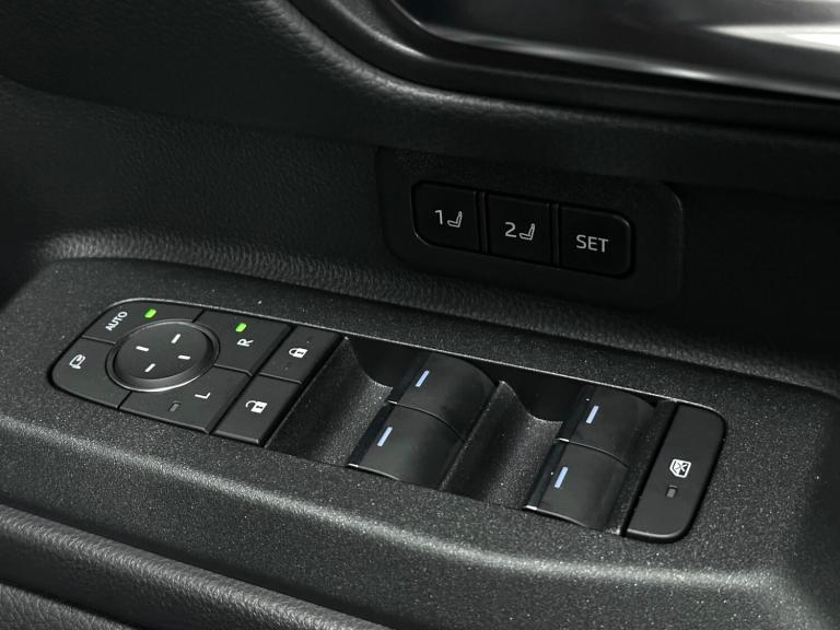 2025 Toyota Land Cruiser Invincible 2.8 D-4D Auto (LWB) ( 204 bhp ) Station Wagon Diesel Automatic