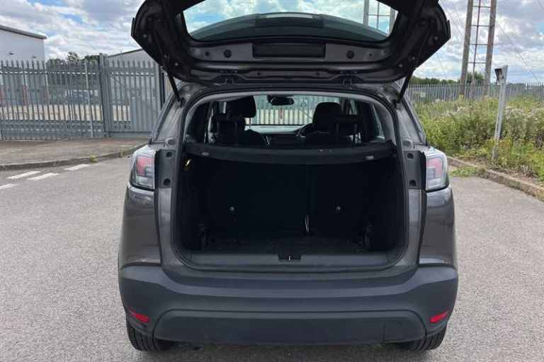 2022 Vauxhall Crossland 1.2 Turbo Design SUV 5dr Petrol Manual Euro 6 (s/s) (110 ps) SUV Petrol M...