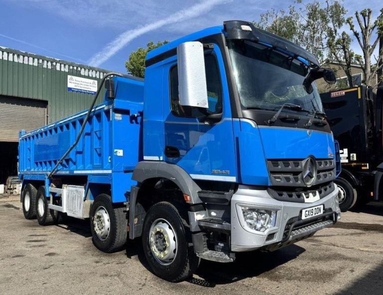 2019 MERCEDES AROCS 3243 8X4 TIPPER