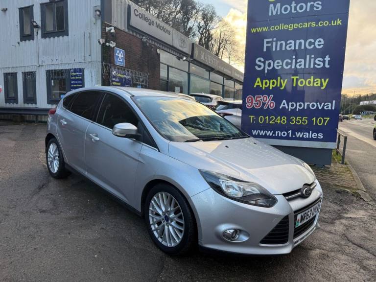 2013 Ford Focus 2013/63 1.6 TDCi Zetec Hatchback 5dr Diesel Manual Euro 5 (s/s) (115 ps), 2 Hatch...