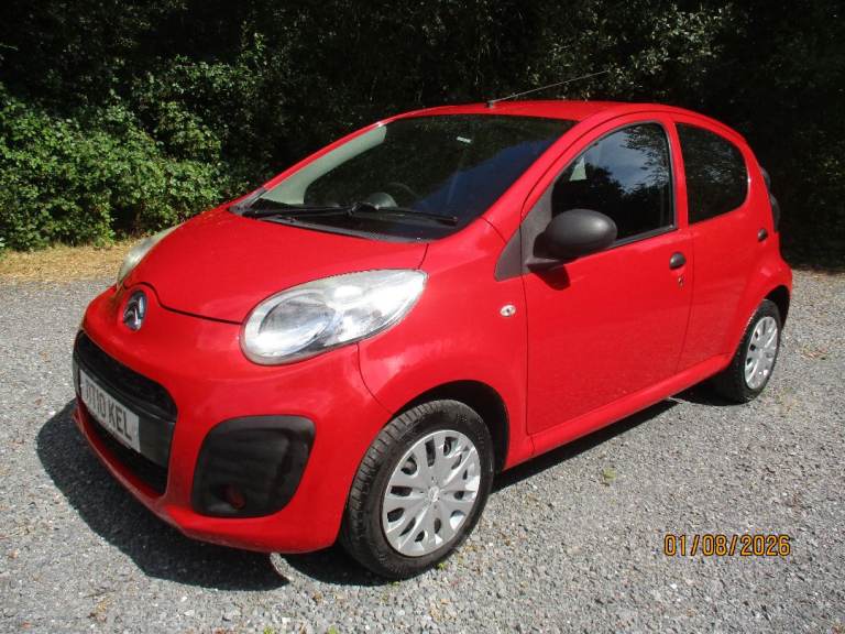 CITROEN C1 1.0 VT 5 DOOR. 21000 MILES. NEW MOT AND MAJOR SERVICE
