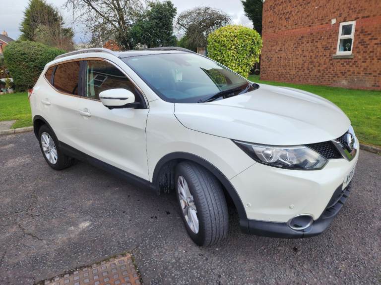 Nissan, QASHQAI, Hatchback, 2016, Manual, 1461 (cc), 5 doors