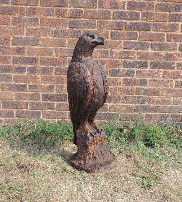 Buzzard Kite Chainsaw Carving Garden Feature Sculpture Ornament Solid Wood