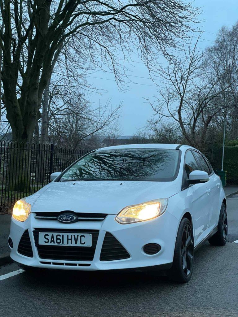 Ford, FOCUS, Hatchback, 2011, Manual, 1596 (cc), 5 doors