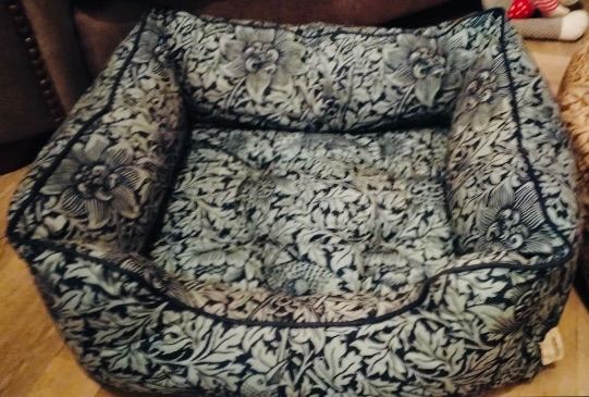 Morris &co (M) dog bed 