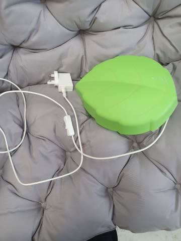 IKEA UPPLYST Green Leaf LED Wall Lamp – Good Condition | in