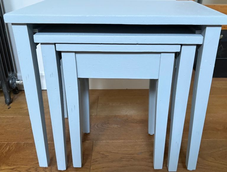 Set Of 3 Grey Painted Wooden Nesting Tables 