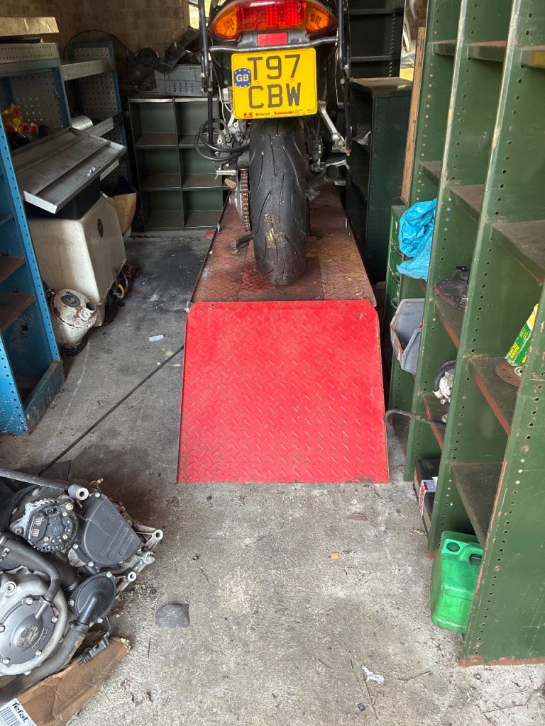 Clarke . Hydraulic motorbike bench 450kg 