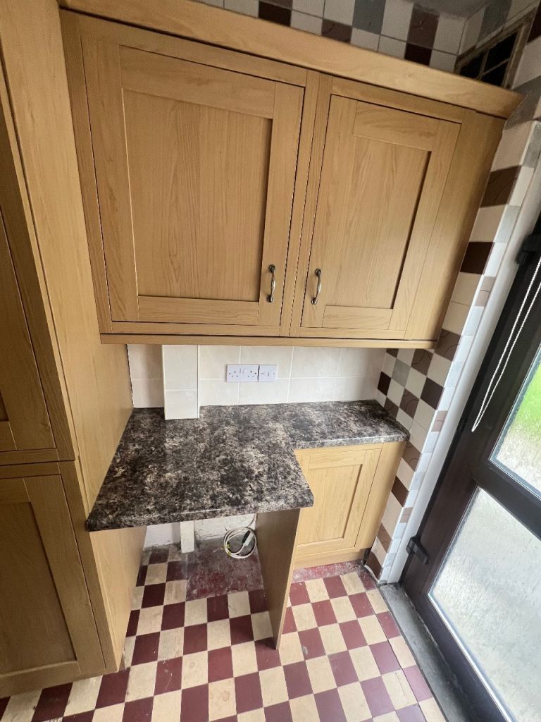 Free Kitchen Wall and Base Units - worktop