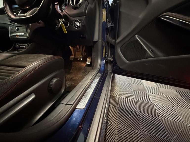 2017 Mercedes-Benz GLA 1.6 GLA200 AMG Line Euro 6 (s/s) 5dr ESTATE Petrol Manual