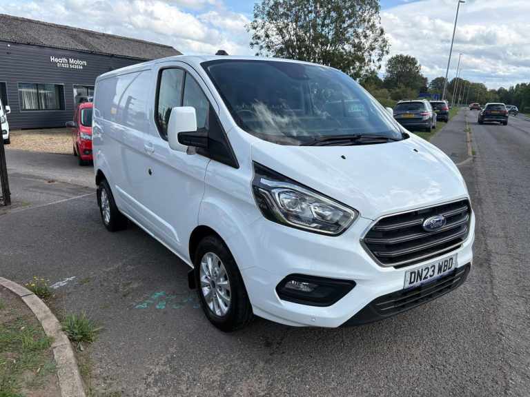 2023 Ford Transit Custom 2.0 EcoBlue 130ps Low Roof Limited Van PANEL VAN DIESEL Manual