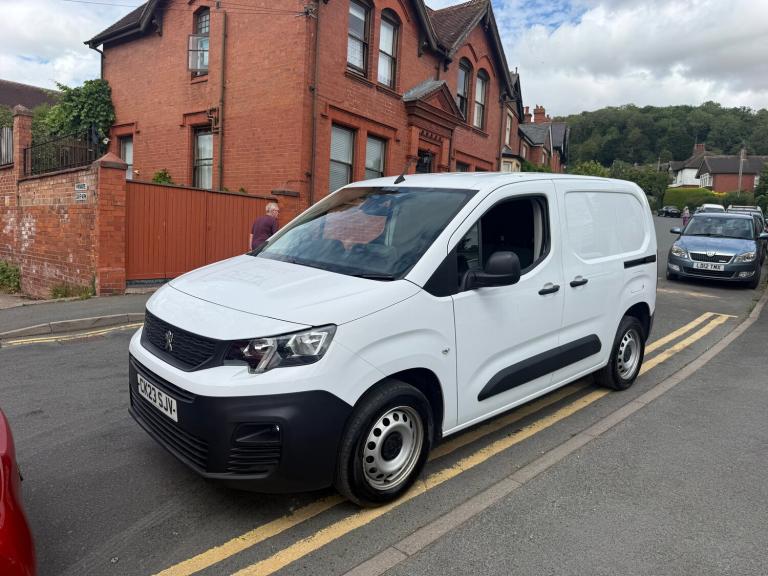 2023 Peugeot Partner 1000 1.5 BlueHDi 100 Professional Premium + Van PANEL VAN DIESEL Manual