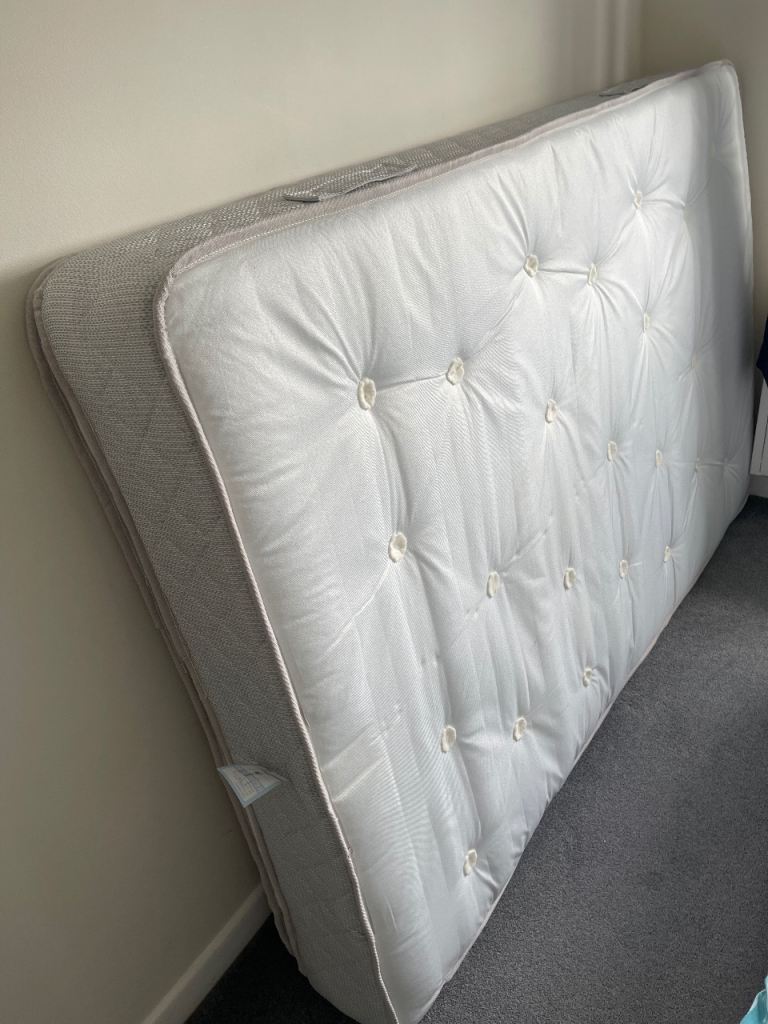 4ft Fogarty Pillow Top Small Double Mattress – Good Condition