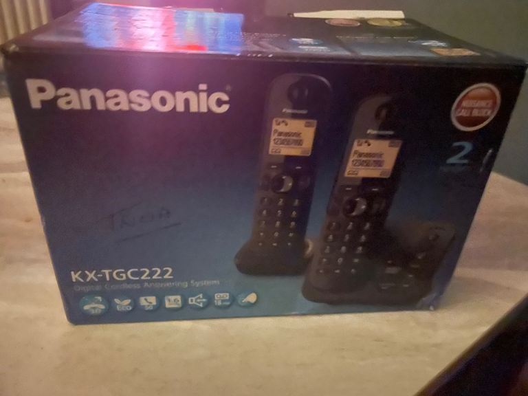 Panasonic KX-TGC222 Digital Cordless Answering System - Twin Handsets