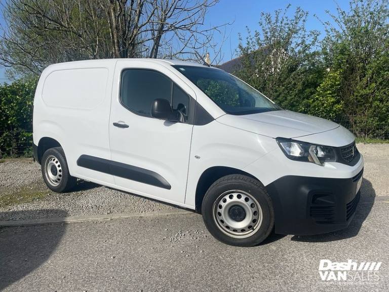 2023 Peugeot Partner BlueHDi 1000 Professional Premium + Panel Van Diesel Manual