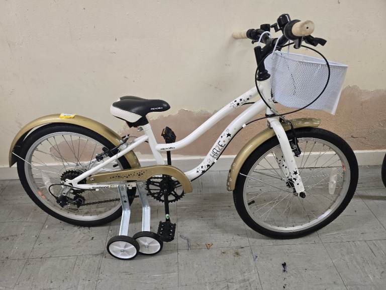 Apollo Haze Girls Bike 321583