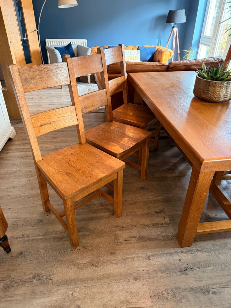 Dining chairs x6
