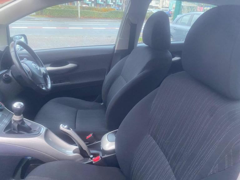 2007 Toyota Auris 1.6 VVTi TR 5dr HATCHBACK PETROL Manual