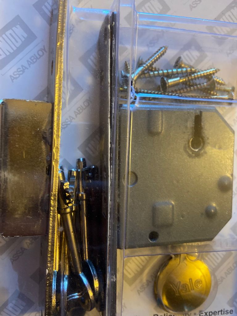 5 Lever Deadlock with 5 keys attached 