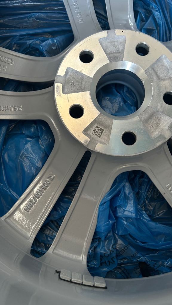 Audi A3 alloy wheel brand new 