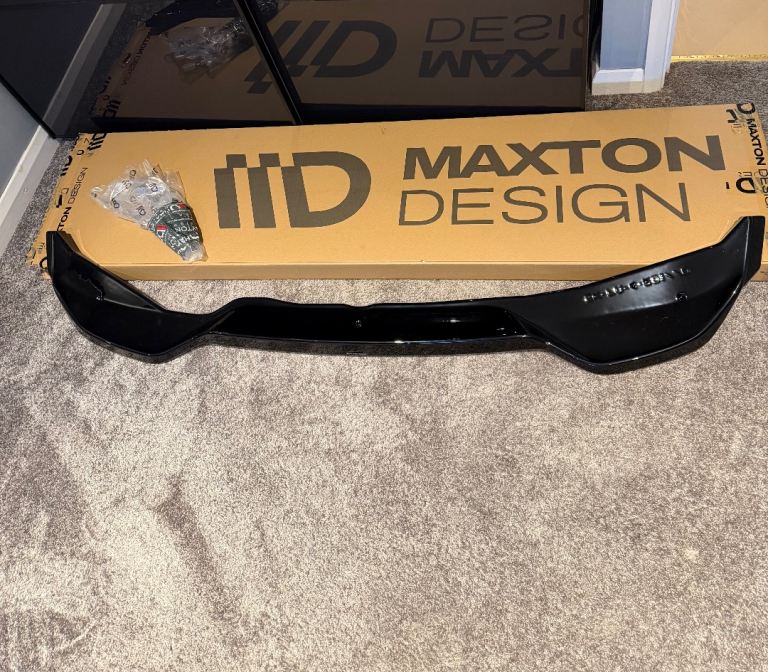 Skoda fabia maxton rear splitter