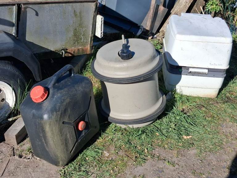 Camping caravan bits