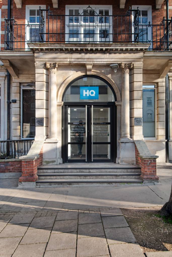 London - WC1X 8BP \ Flexible Office Space for 2 Workstations