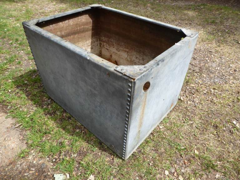LARGE GALVANISED METAL WATER TANK FOR PLANTER