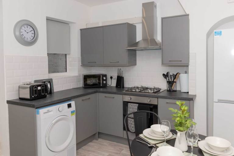 ***Investment Opportunity SHEFFIELD - Property Flip - YIELD OF 17.1%*** 