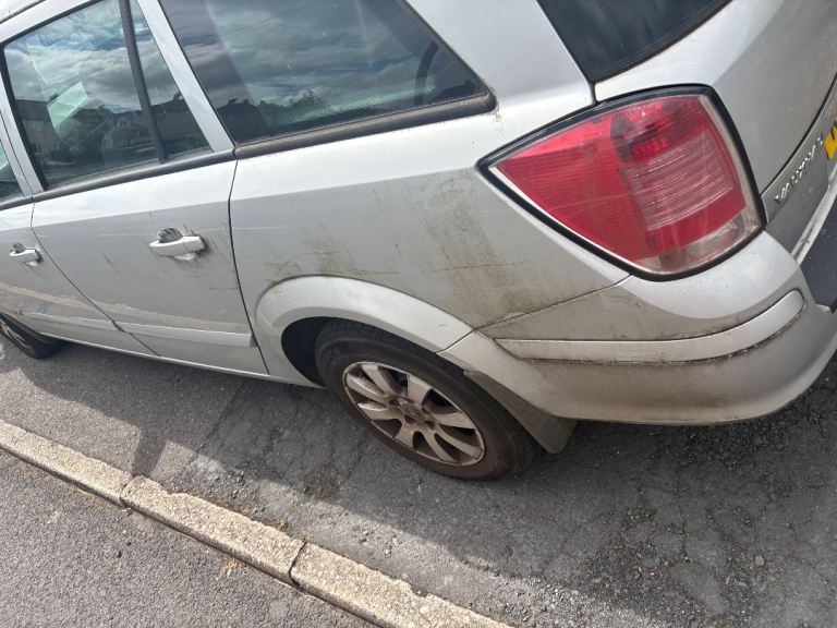Vauxhall, ASTRA, Estate, 2005, Manual, 1686 (cc), 5 doors