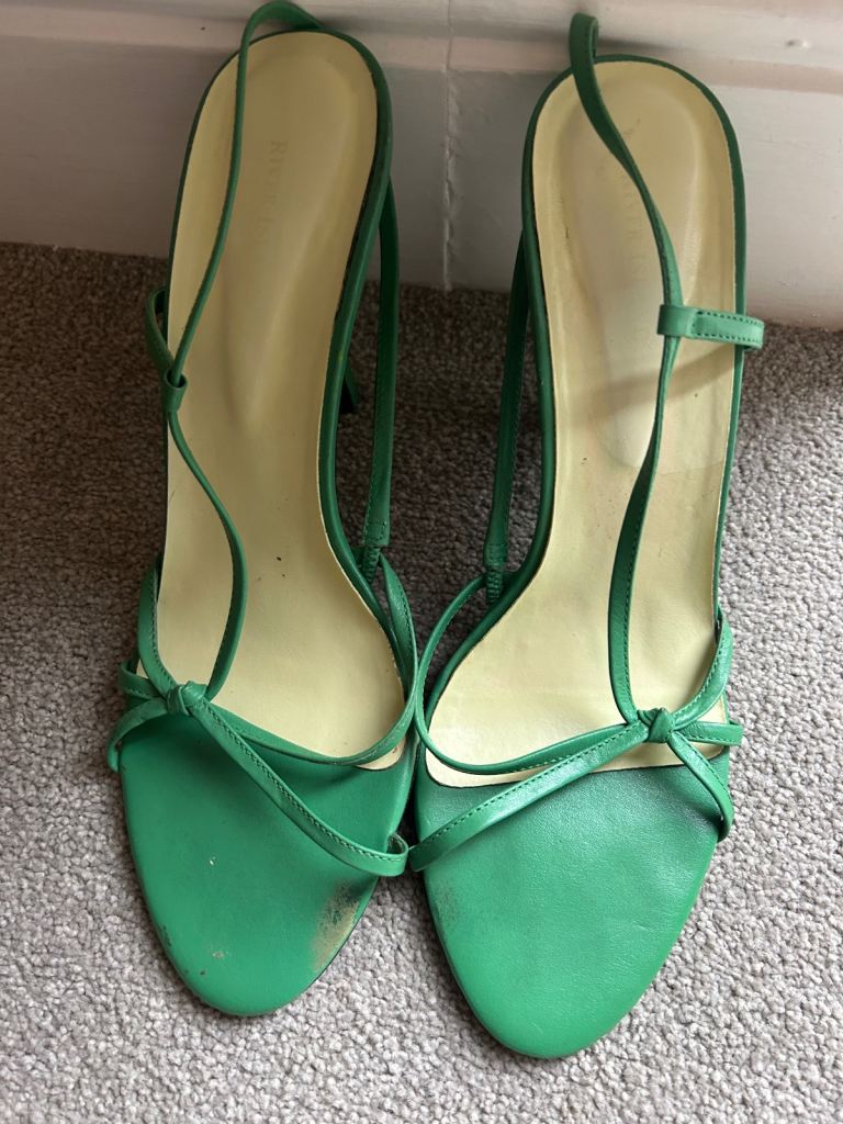 Size 7 green river island heels