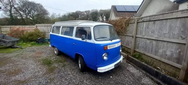 Volkswagen T" Baywindow Camper
