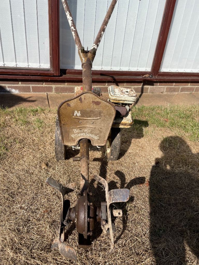 Beaver Power spade Rotavator