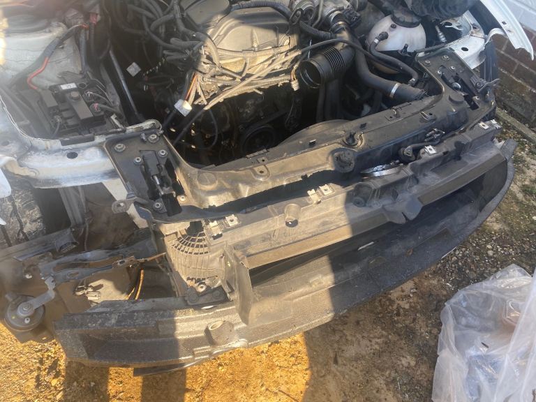 BMW 1 series f20 f21 alpine white breaking front panel rad radiator pack 114i 116i petrol 