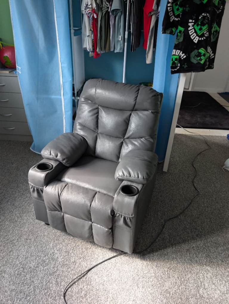 Kids reclining chair